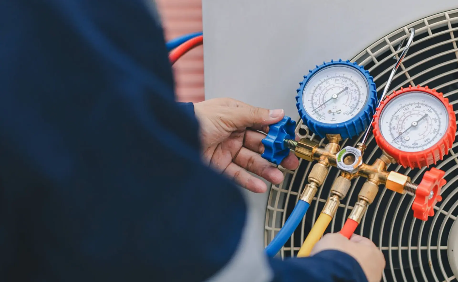 Emergency furnace repair technician Toledo OH